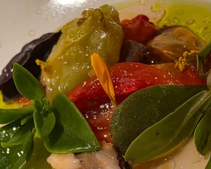 Assiette de légumes et huître, restaurant Étude à Aix-en-Provence