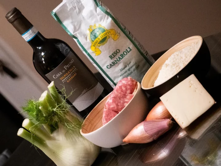 Risotto d'hiver au vin rouge, saucisse italienne, fenouil et fontine — photo 2