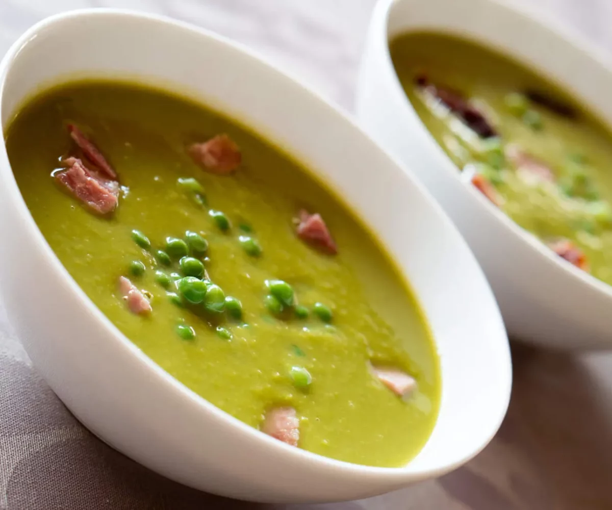 Soupe aux pois, noix fumée